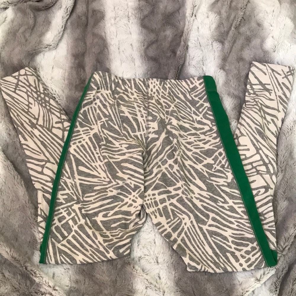 Nike limited edition legging - Picture 4 of 4
